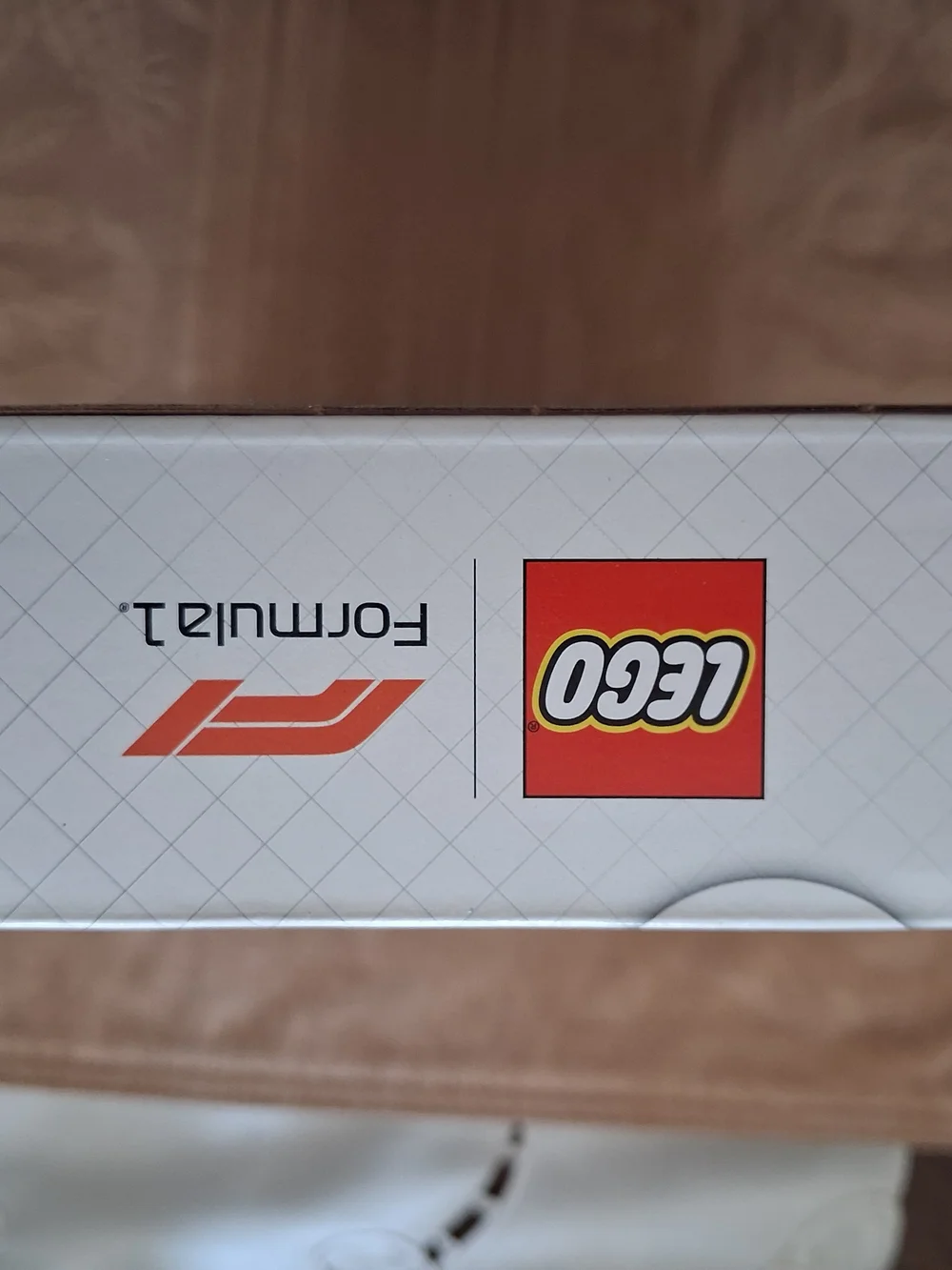 Lego Speed Champions Red Formula 1 Racer - Picture 5 of 6